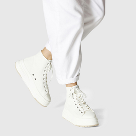 TAMARIS-OUTLET-feher--tornacipo.png